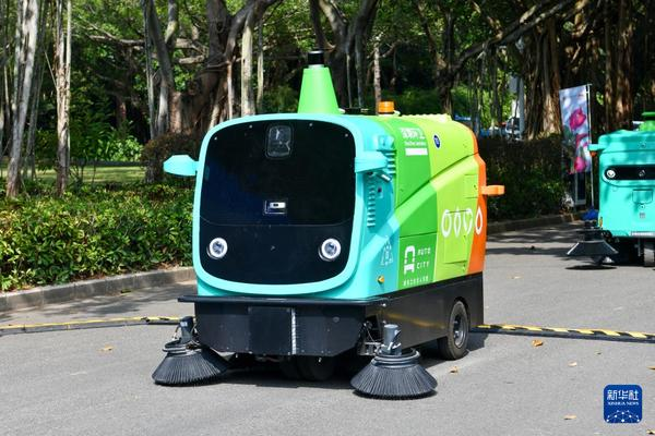 بررسی هوش مصنوعی در پارک‌های شنژن: ربات‌های نظافتچی در پارک لوتوس هیل